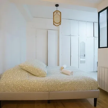 Le Cocoon De Pome Et Leon